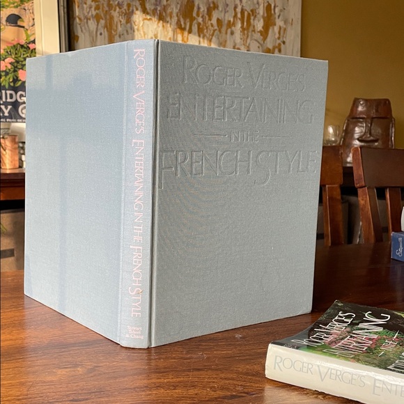 SIGNED Roger Verge’s Entertaining the French Style Vintage Hardcover Book - Picture 4 of 16
